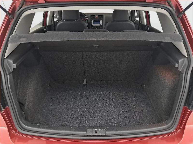 Volkswagen Golf (2007) 1.4 16V, po STK, jezdí výborně - fotka 14 z 17