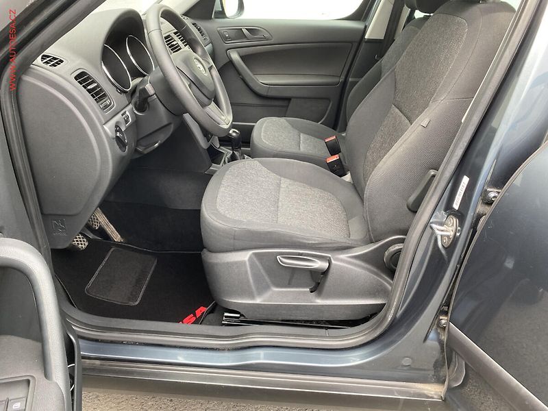 Škoda Yeti (2015) 1.2 TSi, Active, TZ - fotka 9 z 15