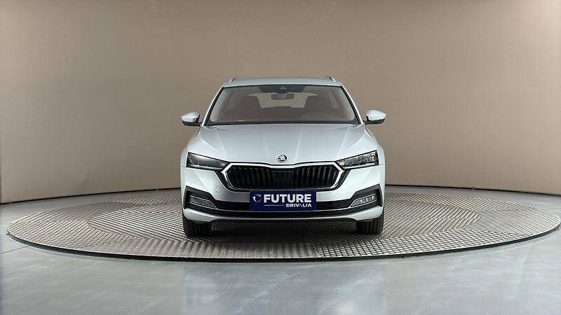 Škoda Octavia 2.0 TDI DSG Style Combi - fotka 3 z 26