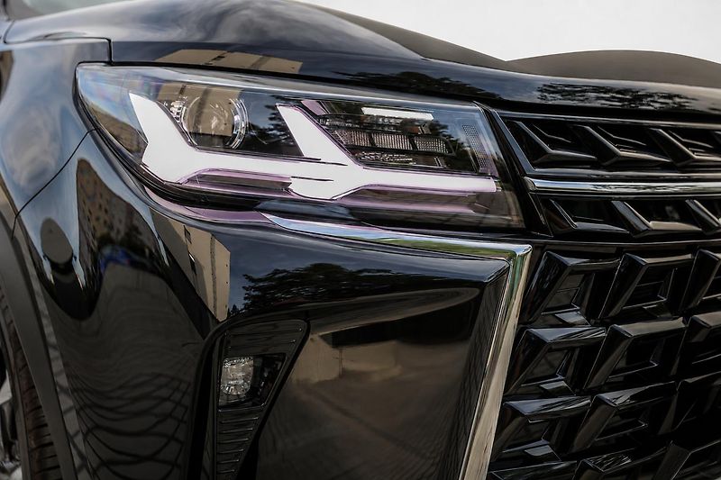 Forthing T5 (2026) 1,5T 125kW 7DTC Exclusive - fotka 16 z 21