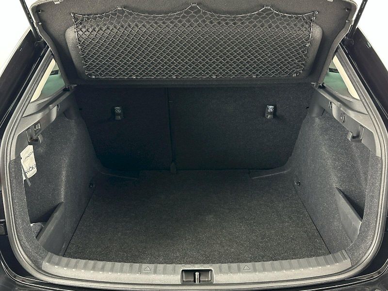 Škoda Scala (2025) 1.0TSI 85kW Top Selection - fotka 28 z 31