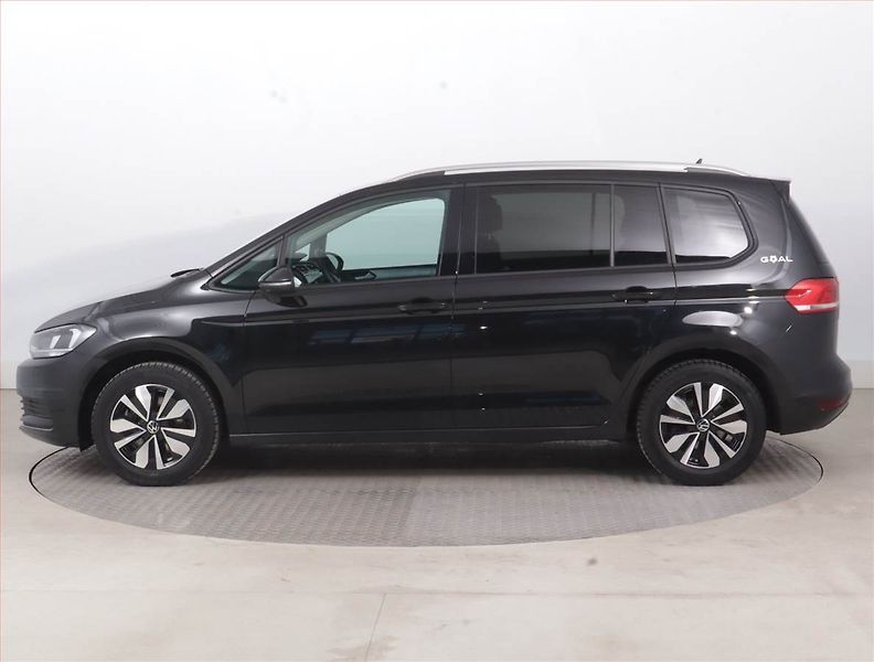 Volkswagen Touran (2025) Comfortline 1.5 TSI - fotka 3 z 19