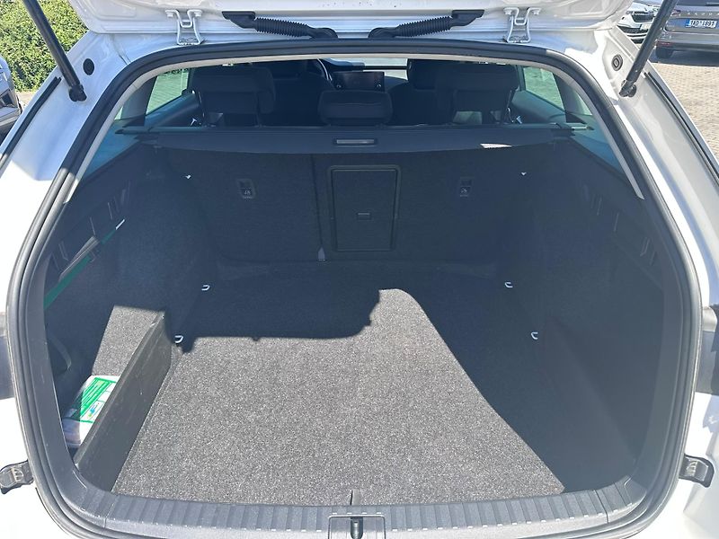 Škoda Octavia 2.0 TDI 85kW DSG Ambition Plus - fotka 17 z 17