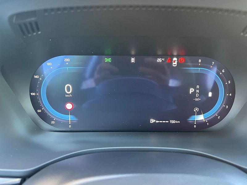 Volvo XC60 Plus B5 AWD 360, ACC,BLIS - fotka 8 z 22