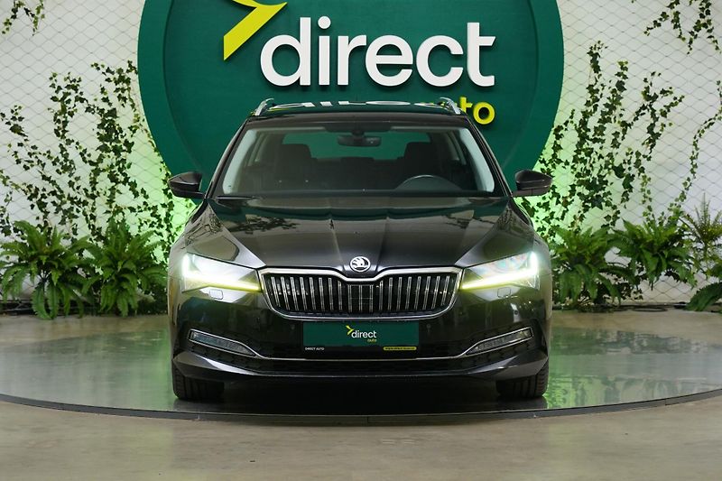 Škoda Superb - fotka 4 z 27