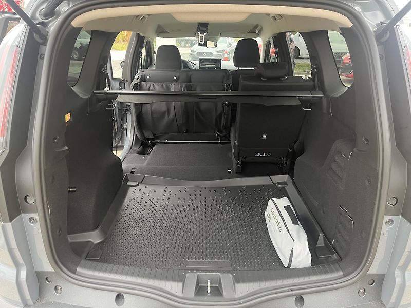 Dacia Jogger (2026)  Expression TCe 110 5 míst - fotka 10 z 12