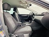 Volkswagen Passat 2,0 TDI DSG 125 kW 4Motion - náhled 8