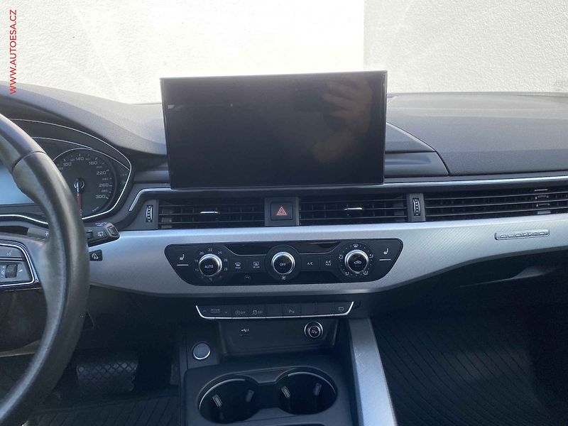 Audi A4 (2019) 2.0 TDi Quattro, AT. LED - fotka 12 z 20