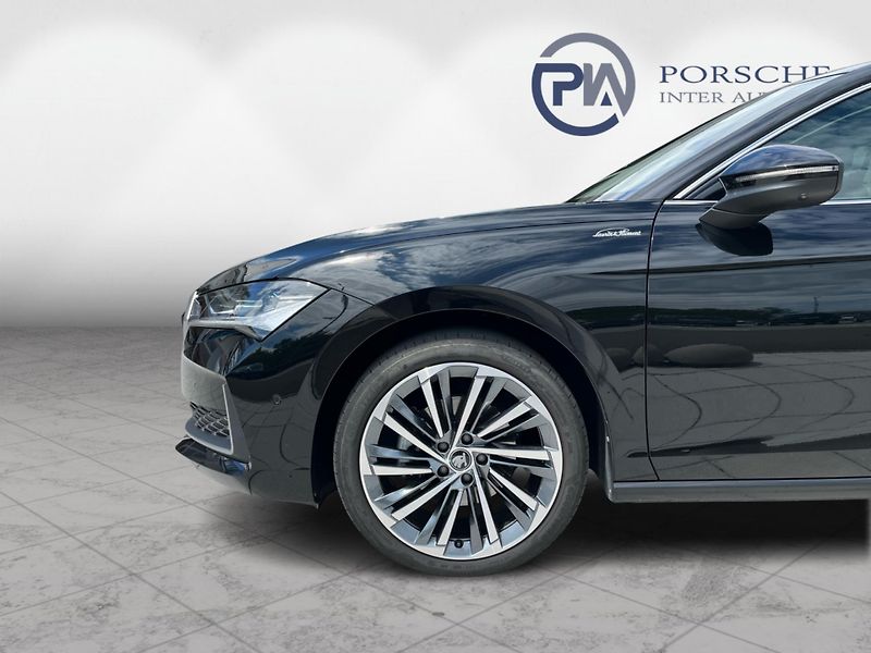Škoda Superb 2.0TDi 110kW L&K DSG - fotka 10 z 30