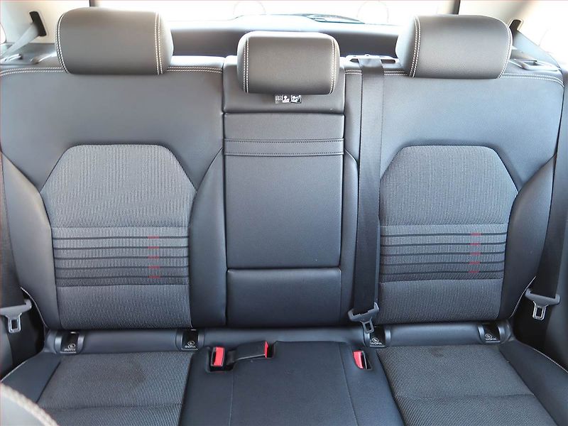 Mercedes-Benz Třídy B (2015) B 220 4MATIC, 4X4, Automat - fotka 10 z 18