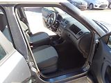 Škoda Fabia 1.4 16V KLIMATIZACE, ASR - náhled 10