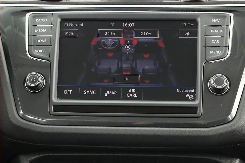 Volkswagen Tiguan (2017) 2.0 TDI - fotka 16 z 20