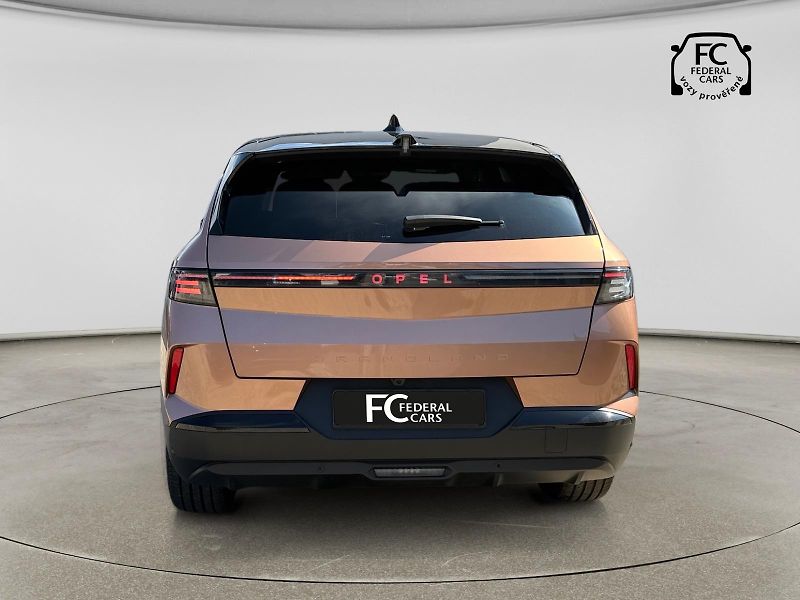Opel Grandland Hybrid 1.2 Turbo 100kW GS DCT - fotka 4 z 34