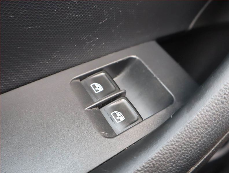 Škoda Rapid (2017) 1.2 TSI, Park. senzory - fotka 17 z 18