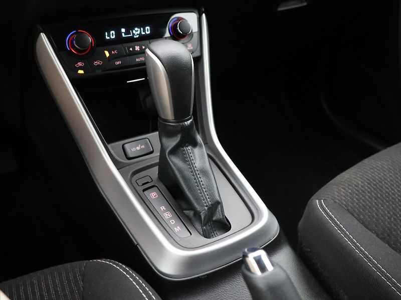 Suzuki SX4 S-Cross 1.4 BoosterJet 103kW Premium A - fotka 23 z 32