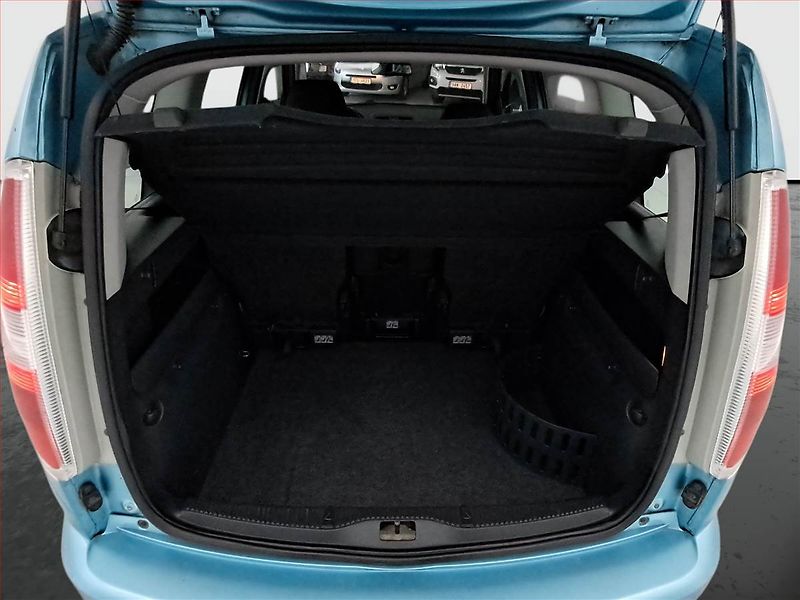 Škoda Roomster (2010) 1.6 TDI, Serv.kniha, Tažné - fotka 14 z 18
