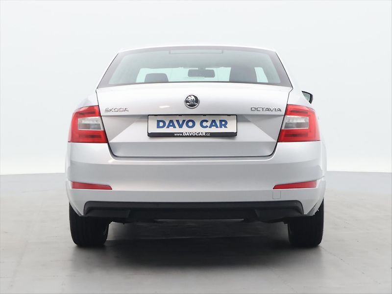 Škoda Octavia 1,6 TDI 77 kW Elegance Aut.kli - fotka 6 z 29