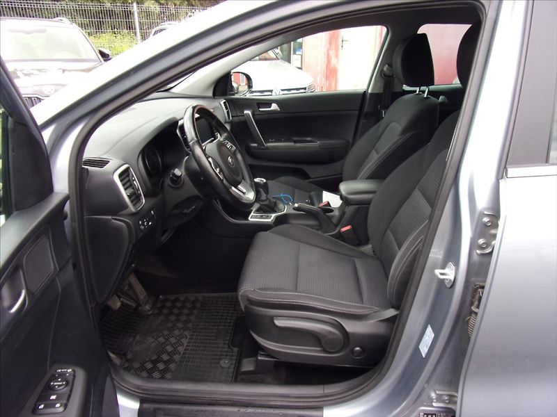 Kia Sportage 1,6 GDI Top 1maj. 97kW - fotka 17 z 34