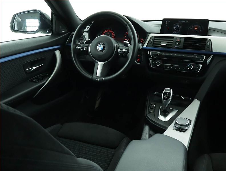 BMW Řada 4 (2020) M Paket 430i xDrive - fotka 7 z 18