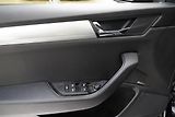 Škoda Superb - náhled 12