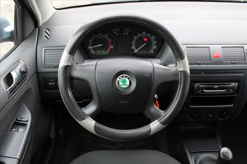 Škoda Fabia 1,2 HTP  NOVÉ V ČR,1.MAJITEL - fotka 10 z 20