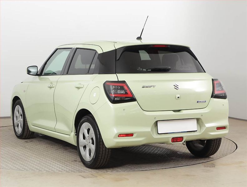 Suzuki Swift (2025) 1.2, Serv.kniha, Navi - fotka 4 z 19