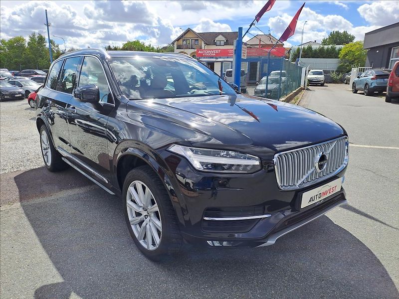Volvo XC90 2,0 D5 AWD FIRST EDITION - fotka 3 z 24