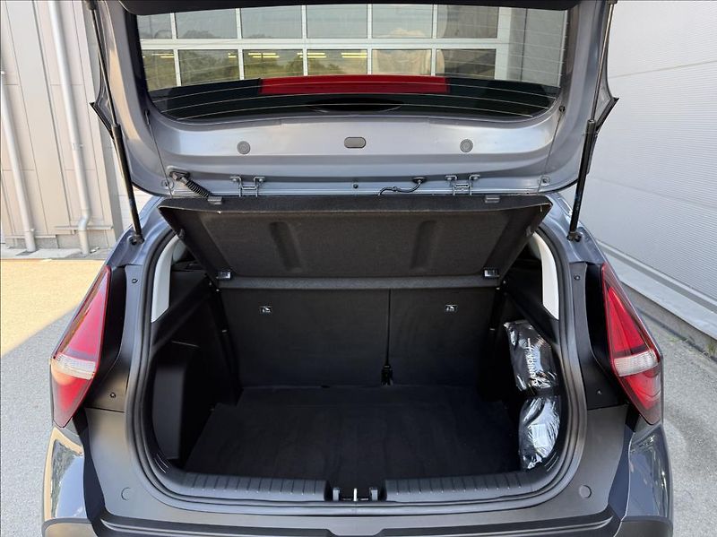 Hyundai Bayon 1,0 T-GDI DCT  Smart Climate - fotka 19 z 25