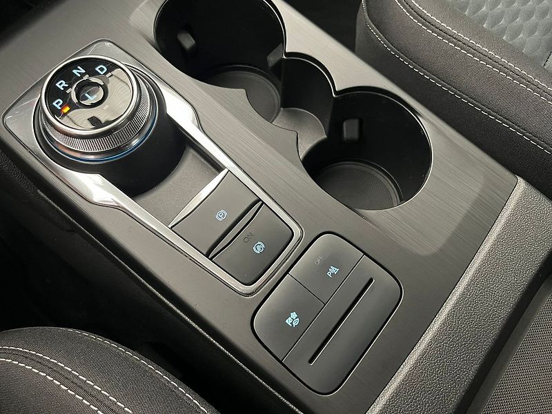 Ford Kuga 2.5 Duratec FHEV  COOL&CONNECT - fotka 29 z 65