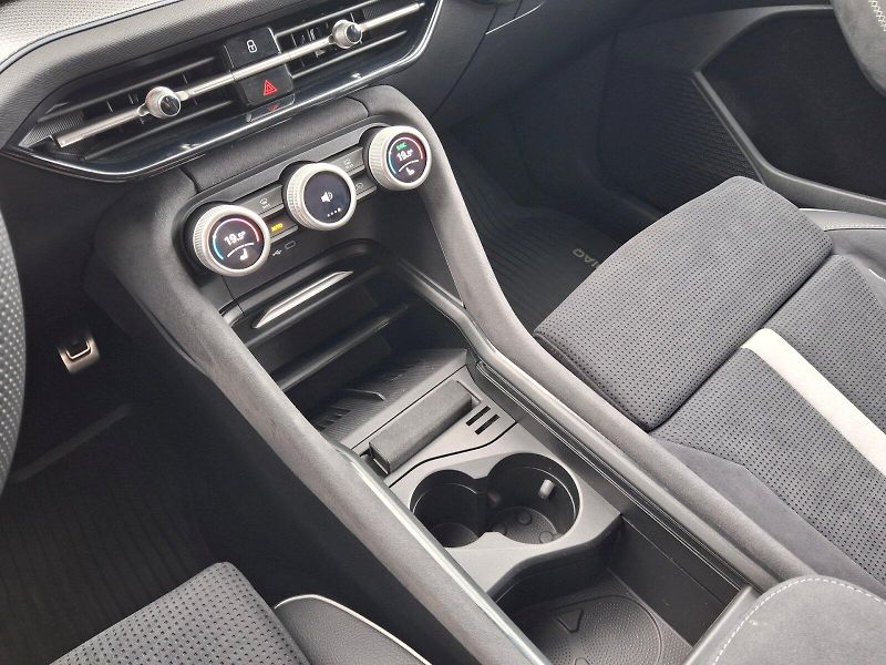 Škoda Kodiaq (2025) SportLine DSG 4x4 2,0TDi 142kW - fotka 30 z 35