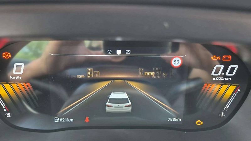 MG ZS EXCITE 1.5 MT5 (85kW/115k) /17 - fotka 15 z 31