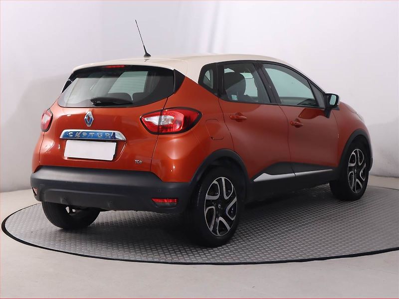 Renault Captur (2014) 1.2 TCe, Automat, Serv.kniha - fotka 5 z 17