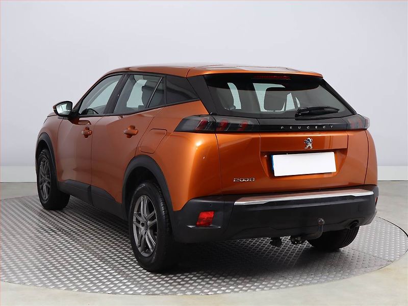 Peugeot 2008 (2020) 1.2 PureTech, Serv.kniha - fotka 4 z 16