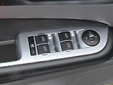 Ford Focus (2010) 1.6TDCi, 2.maj, Klima - náhled 11