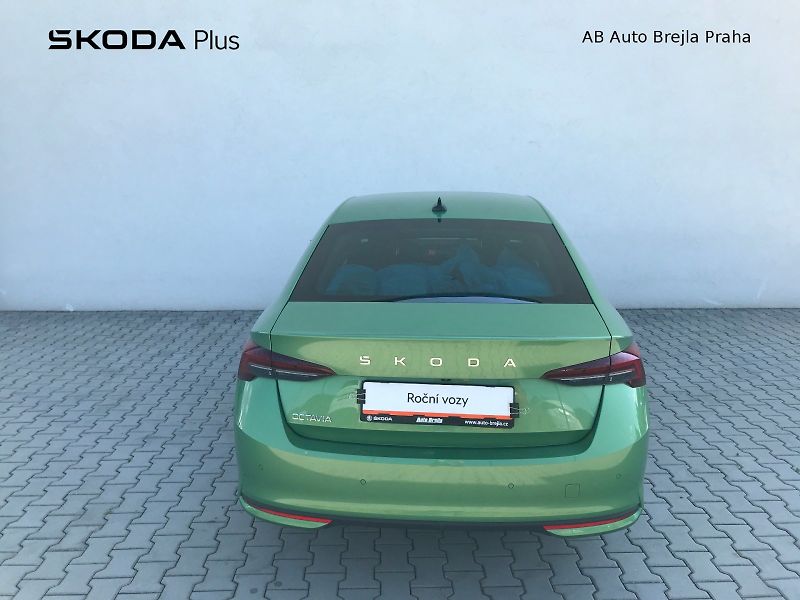 Škoda Octavia (2025) SELEC Exclusive TD 110/2.0 A7F - fotka 10 z 29