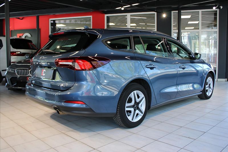 Ford Focus TDCi EcoBlue 88kW 8AT LED/DPH - fotka 6 z 27