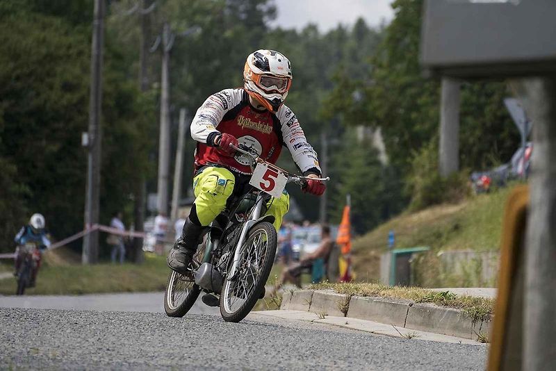 První červencová sobota byla v Rychtářově ve znamení mopedů. Moped rallye ho ovládla s čtyřiadvacátým ročníkem.