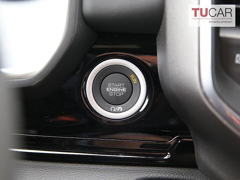 RAM 1500 (2026) Laramie 5.7 V8 HEMI 2026 - fotka 23 z 43