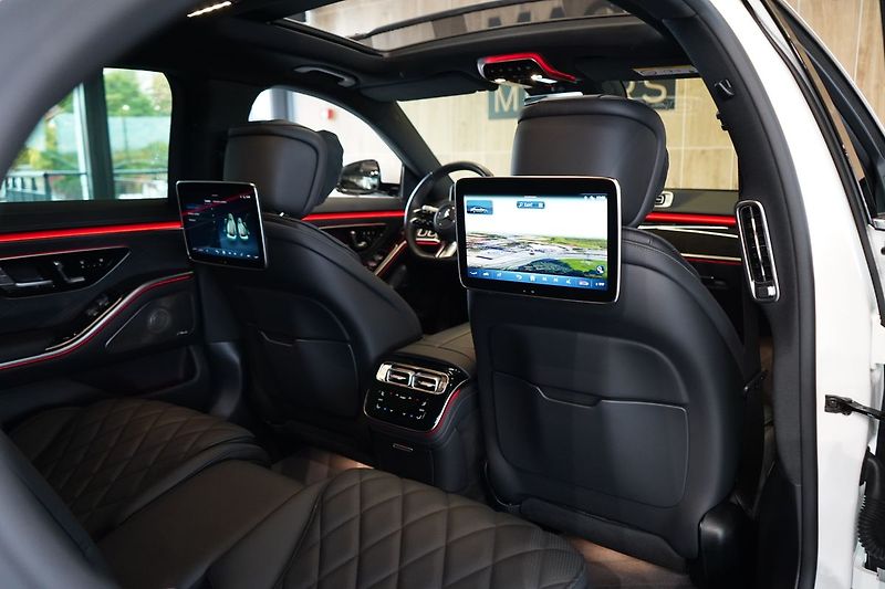 Mercedes-Benz Třídy S 400d 4MATIC L, AMG, Panorama - fotka 47 z 50