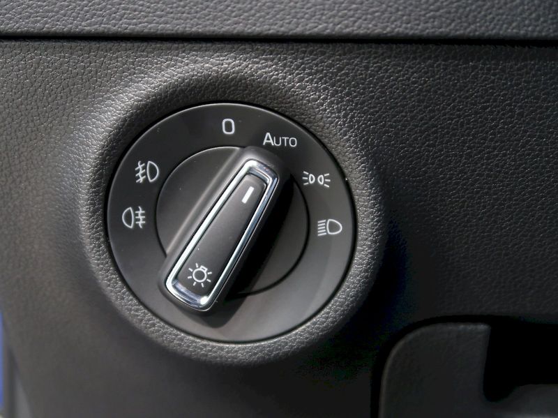 Škoda Karoq (2022) STYLE 2.0TDI 110KW - fotka 34 z 37