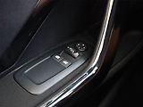 Peugeot 208 (2017) 1.2 PureTech, ČR,1.maj - náhled 15