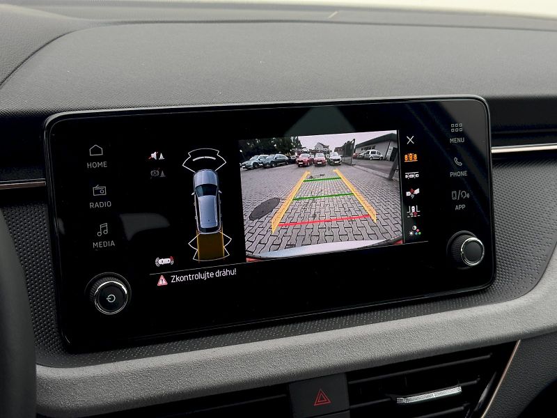 Škoda Kamiq (2025) 1.0 TSI 85 kW DSG TopSelection - fotka 18 z 21