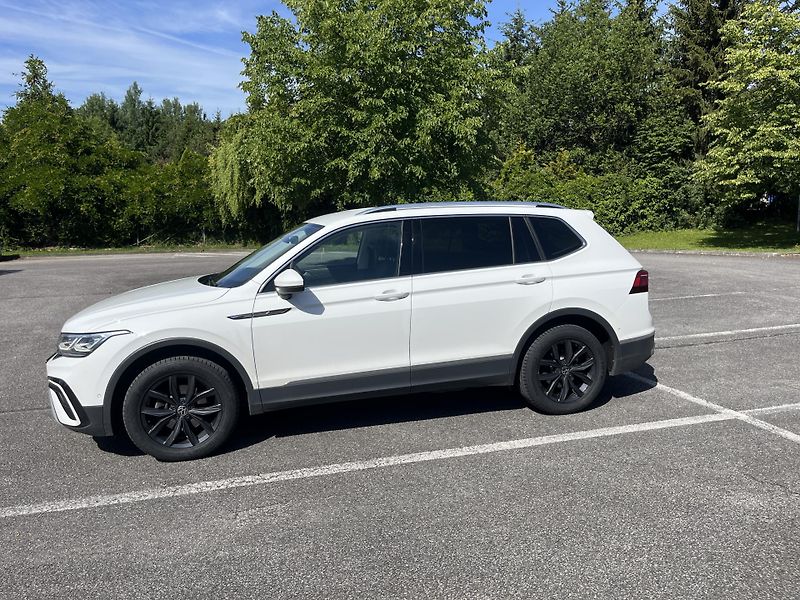 Volkswagen Tiguan Allspace (2023) 2,0TDI 4Motion 7DSG Elegance - fotka 2 z 24