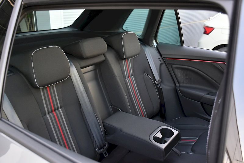 Škoda Kamiq (2026) Monte Carlo 1,0 TSI 85 kW 7-st - fotka 28 z 36