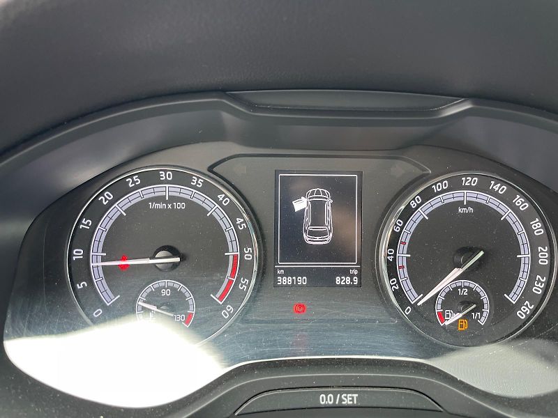 Škoda Kodiaq 2,0TDi 110kW DSG - fotka 27 z 30