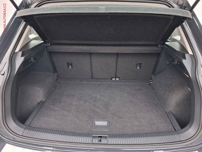 Volkswagen Tiguan (2016) 2.0 TDi, Highline, DSG, LED - fotka 7 z 17
