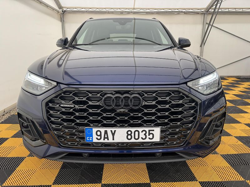 Audi Q5 SB*40tdi*ČR*DPH*S-Line*Vzduch* - fotka 3 z 42