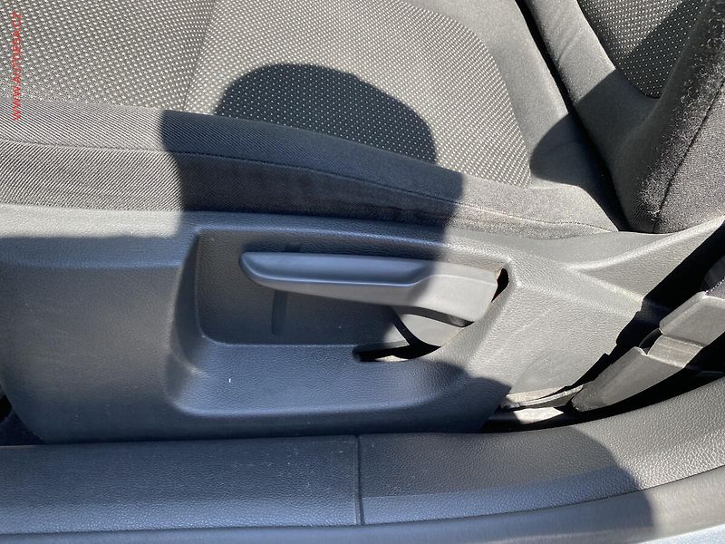 Škoda Superb (2010) 1.4 TSi, Comfort, autoAC - fotka 14 z 16