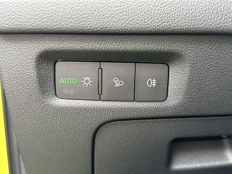 Škoda Octavia (2025) Combi 1.5 TSI M-HEV DSG Sportl - fotka 13 z 35