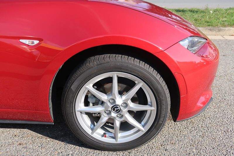 Mazda MX-5 1,5 G130 Centr-Line, kam.,temp - fotka 9 z 32